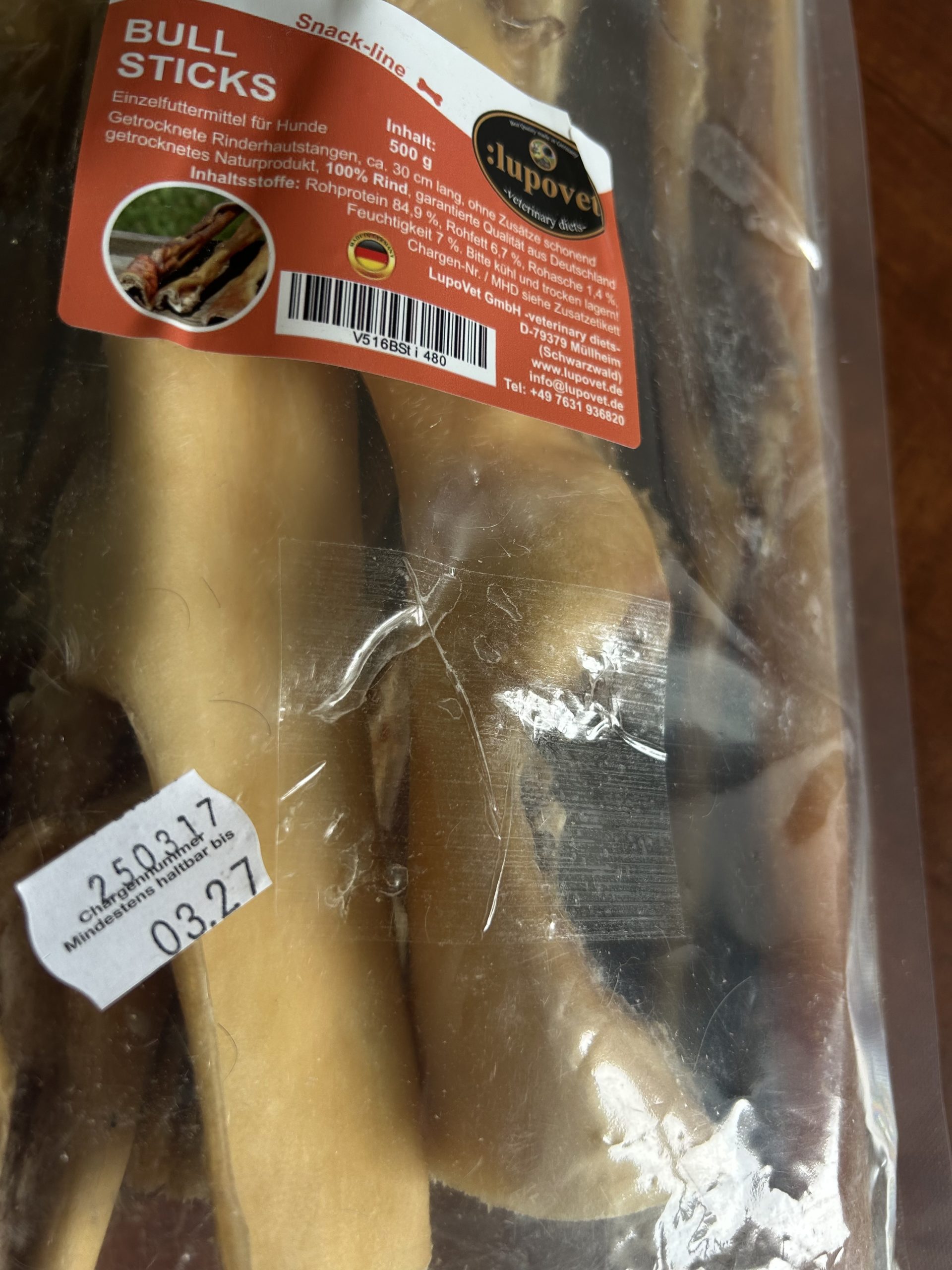 Bull Sticks - suszona skóra wołowa do żucia i oczyszczania zębów dla dużych ras - OPAKOWANIE USZKODZONE W TRANSPORCIE, PRODUKT PEŁNOWARTOŚCIOWY - obrazek 4